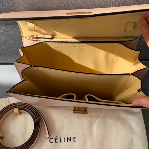 Authentic CELINE Goatskin Medium Classic Box Flap - Picture 5 of 10